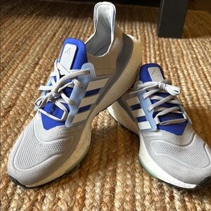 Adidas Ultraboost 22 Gray & Blue Running Sneakers